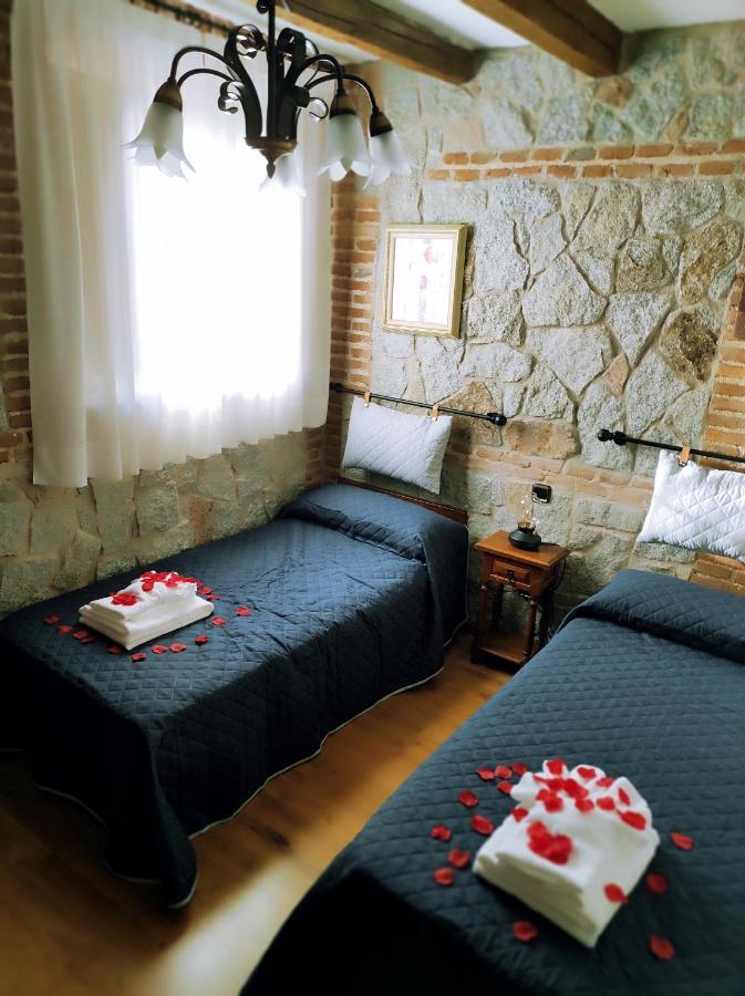 Casa Rural Puerta De Castilla Velayos Kültér fotó